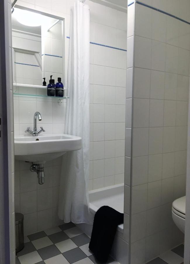 Ninet7 Bed & Breakfast Tilburg Luaran gambar