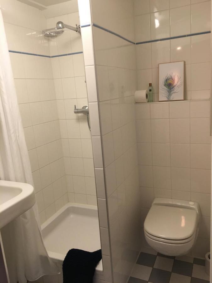Ninet7 Bed & Breakfast Tilburg Luaran gambar